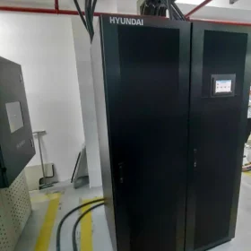 UPS Hyundai hoàn thiện tại nhà máy Hitachi