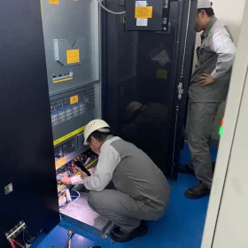 Quy trình nghiệm thu UPS tại nhà máy Hitachi